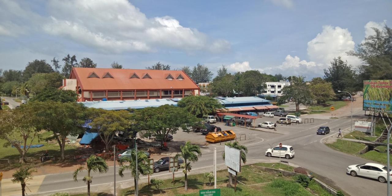 The Upper Deck Hotel Kudat Buitenkant foto
