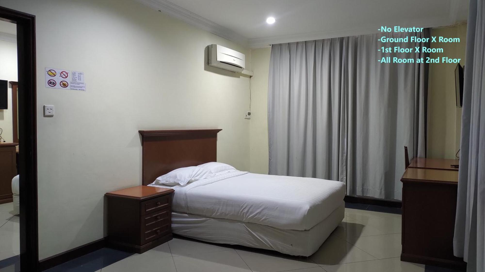 The Upper Deck Hotel Kudat Buitenkant foto